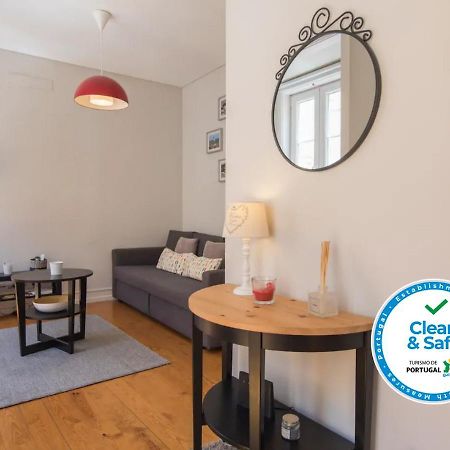 Cozy Flat In The Heart Of Alfama Lägenhet Lisboa Exteriör bild